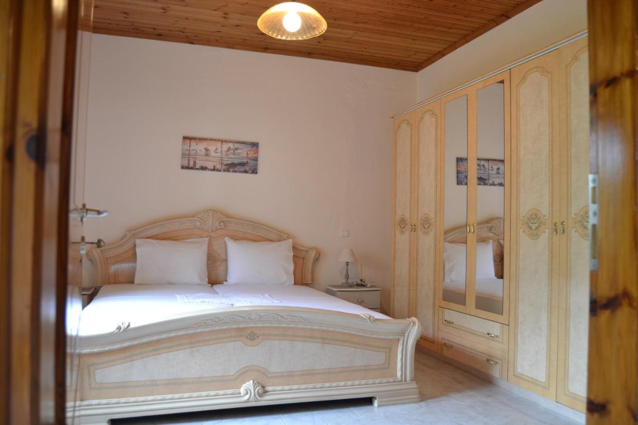 Lazatka Flat In Capital Chora Apartment Самотраки Екстериор снимка